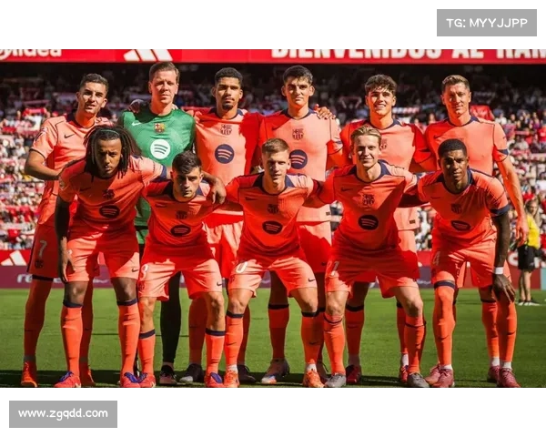 莱万失点桑切斯破门巴萨惨遭塞维痛击客场吞四球惨败